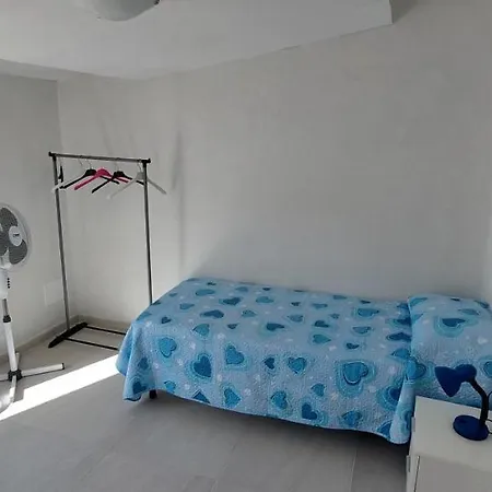 Il Glicine Nyaraló *